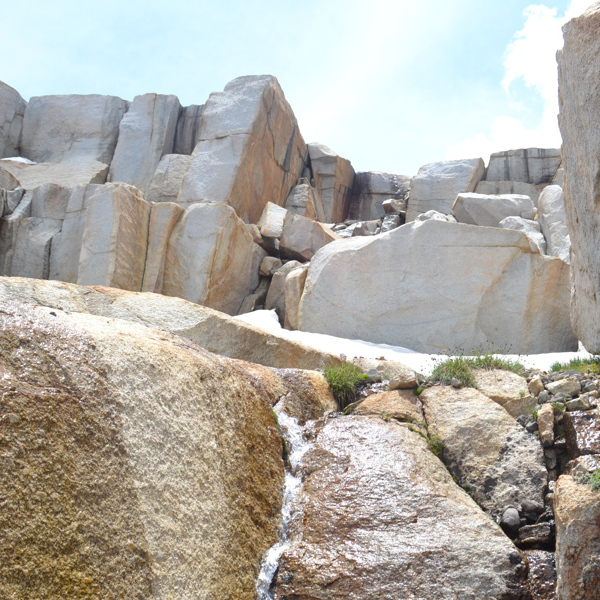 Bouldering on Granite Dome